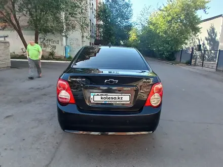 Chevrolet Aveo 2013 года за 2 500 000 тг. в Астана – фото 6