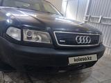 Audi A8 1998 года за 2 300 000 тг. в Актобе – фото 2