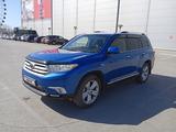 Toyota Highlander 2013 года за 15 000 000 тг. в Астана