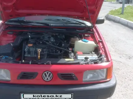 Volkswagen Passat 1993 года за 1 450 000 тг. в Шымкент – фото 14