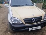 Mercedes-Benz ML 320 1997 годаfor2 800 000 тг. в Усть-Каменогорск