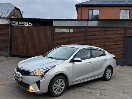 Kia Rio 2021 года за 5 950 000 тг. в Астана – фото 2