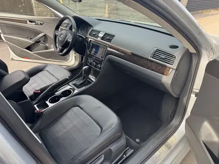 Volkswagen Passat 2014 года за 6 900 000 тг. в Алматы – фото 6