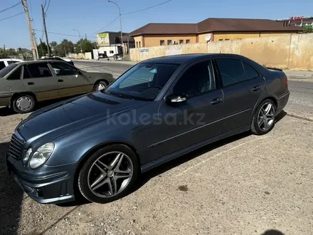 Mercedes-Benz E 320 2003 года за 7 000 000 тг. в Шымкент – фото 2