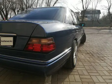 Mercedes-Benz E 280 1995 года за 3 500 000 тг. в Алматы – фото 9