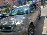 Toyota Hilux 2006 года за 4 500 000 тг. в Шымкент – фото 2