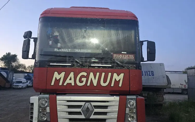 Renault  Magnum 2003 года за 12 000 000 тг. в Астана
