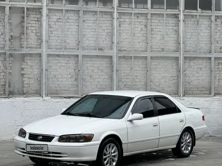 Toyota Camry 2000 года за 4 300 000 тг. в Тараз