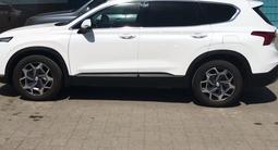 Hyundai Santa Fe 2023 годаүшін18 700 000 тг. в Актобе