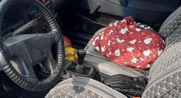 Volkswagen Passat 1993 года за 580 000 тг. в Актобе – фото 4
