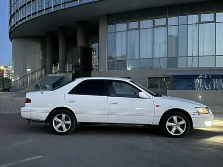 Toyota Camry 2000 года за 3 300 000 тг. в Караганда – фото 5