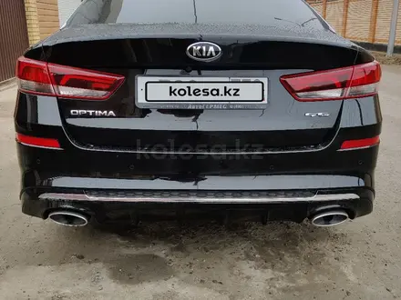 Kia Optima 2018 года за 9 800 000 тг. в Атырау – фото 4