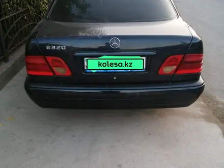 Mercedes-Benz E 320 1999 года за 2 700 000 тг. в Шымкент