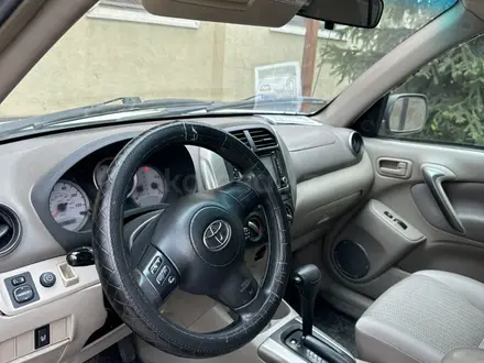 Toyota RAV4 2005 года за 5 999 999 тг. в Алматы – фото 3