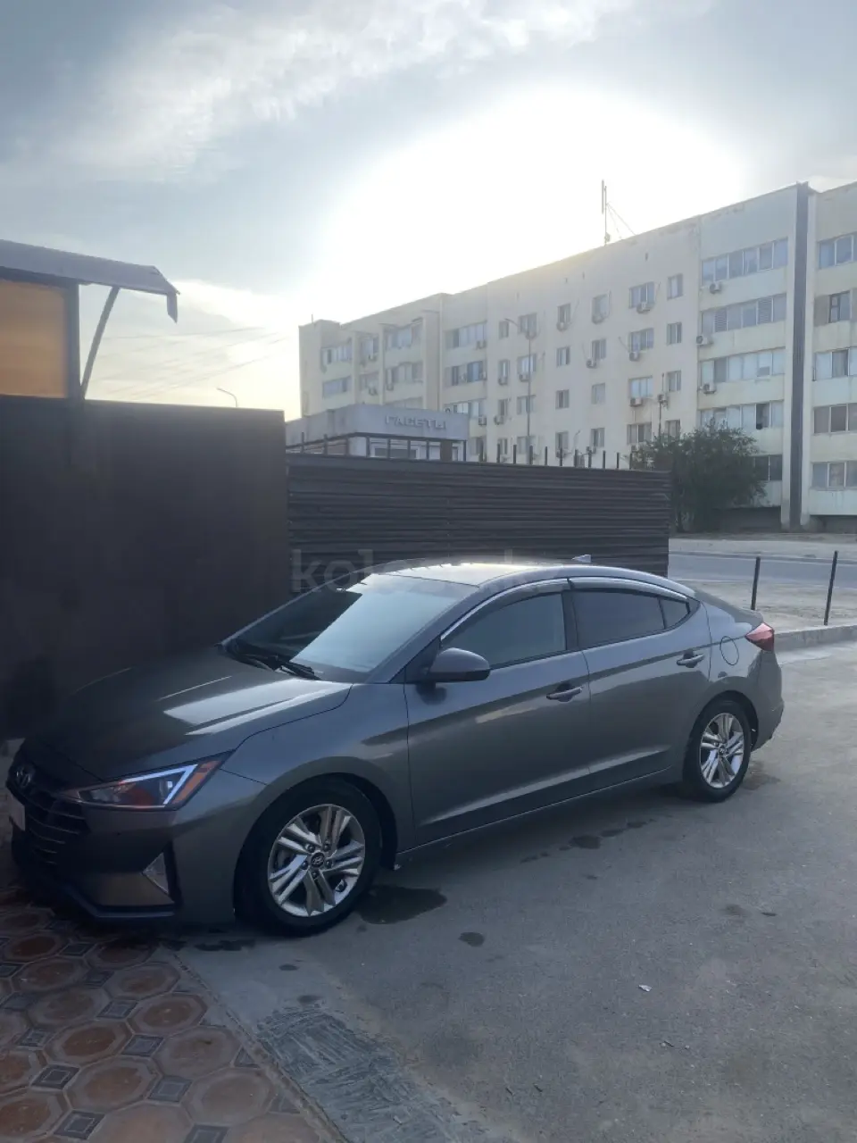 Hyundai Elantra, 2019