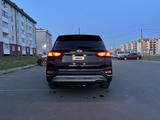 Hyundai Santa Fe 2020 года за 11 300 000 тг. в Петропавловск – фото 3