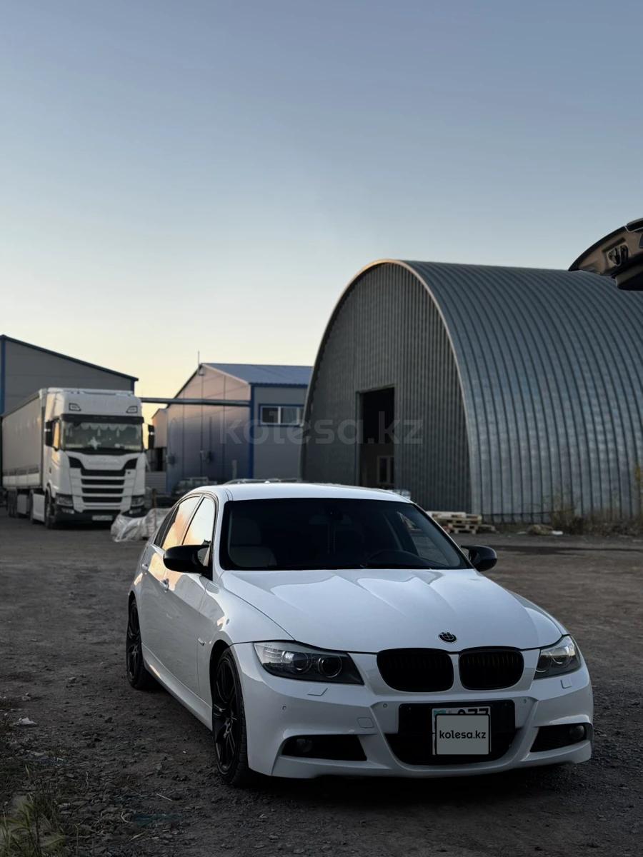 BMW 320 2011 г.