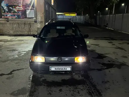 Volkswagen Passat 1990 года за 820 000 тг. в Алматы