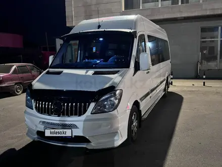 Mercedes-Benz Sprinter 2007 года за 13 000 000 тг. в Алматы