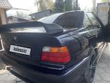 BMW 328 1995 года за 2 300 000 тг. в Алматы – фото 5