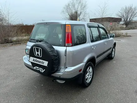 Honda CR-V 2001 года за 4 900 000 тг. в Алматы – фото 2