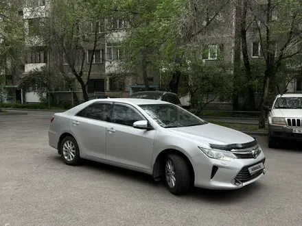 Toyota Camry 2015 года за 10 500 000 тг. в Алматы – фото 4