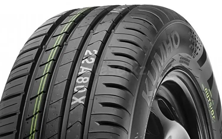 Летняя легковая шина Kumho Solus HS51 215/60R16 за 30 500 тг. в Алматы