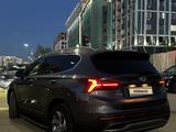 Hyundai Santa Fe 2021 года за 15 100 000 тг. в Астана – фото 4
