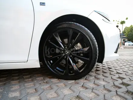 Lexus ES 250 2023 года за 24 000 000 тг. в Алматы – фото 3
