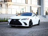 Lexus ES 250 2023 года за 24 000 000 тг. в Алматы