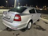 Skoda Octavia 2012 года за 2 600 000 тг. в Атырау – фото 3