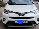 Toyota RAV4 2017 годаүшін12 500 000 тг. в Астана – фото 2