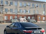 Toyota Camry 2017 года за 4 000 000 тг. в Кульсары – фото 3