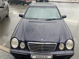 Mercedes-Benz E 200 2001 годаүшін3 200 000 тг. в Атырау – фото 2