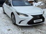 Lexus ES 250 2022 года за 30 500 000 тг. в Астана