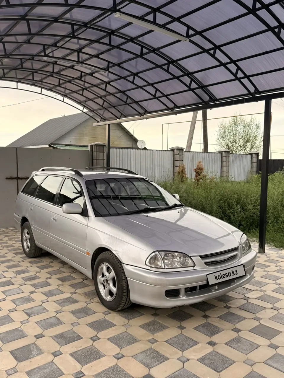 Toyota Caldina, 1998