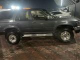 Toyota Hilux Surf 1993 годаfor1 300 000 тг. в Алматы – фото 4