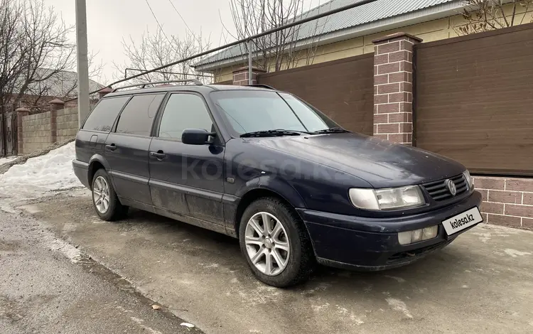 Volkswagen Passat 1994 годаfor2 500 000 тг. в Шымкент