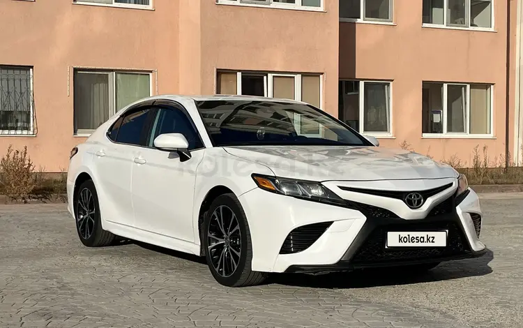 Toyota Camry 2020 годаfor11 800 000 тг. в Астана