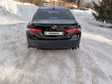 Toyota Camry 2021 года за 15 000 000 тг. в Риддер – фото 4