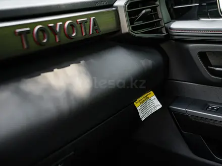 Toyota Sequoia 2023 года за 67 500 000 тг. в Алматы – фото 29