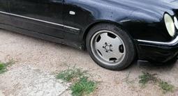 Mercedes-Benz E 320 1999 года за 3 000 000 тг. в Кокшетау
