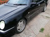 Mercedes-Benz E 320 1999 года за 3 000 000 тг. в Кокшетау – фото 2