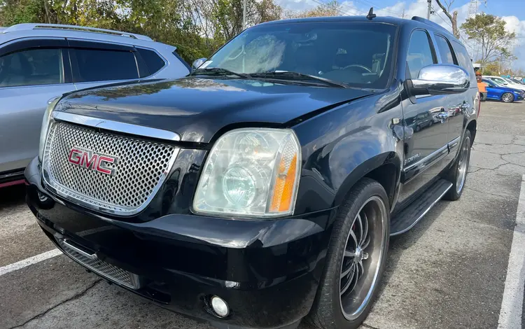 GMC Yukon 2008 годаүшін8 500 000 тг. в Семей