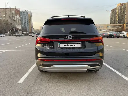 Hyundai Santa Fe 2022 года за 14 600 000 тг. в Алматы – фото 17