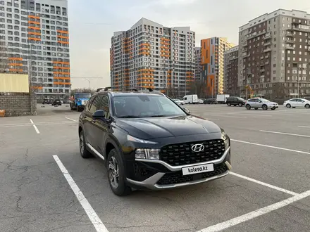 Hyundai Santa Fe 2022 года за 14 600 000 тг. в Алматы – фото 19