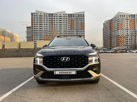 Hyundai Santa Fe 2022 года за 14 600 000 тг. в Алматы – фото 25