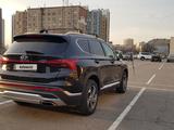 Hyundai Santa Fe 2022 года за 15 000 000 тг. в Алматы – фото 5