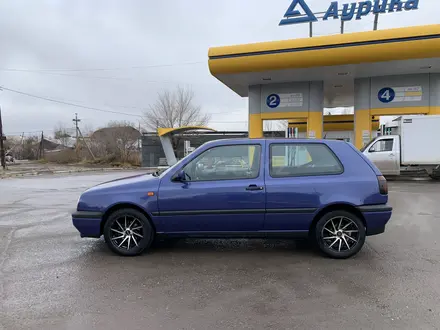 Volkswagen Golf 1996 года за 2 100 000 тг. в Астана – фото 4