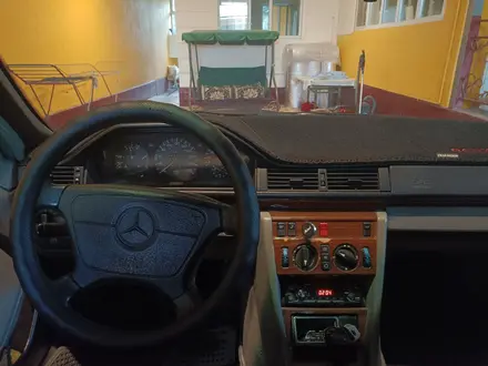 Mercedes-Benz E 280 1994 года за 3 100 000 тг. в Шымкент – фото 6